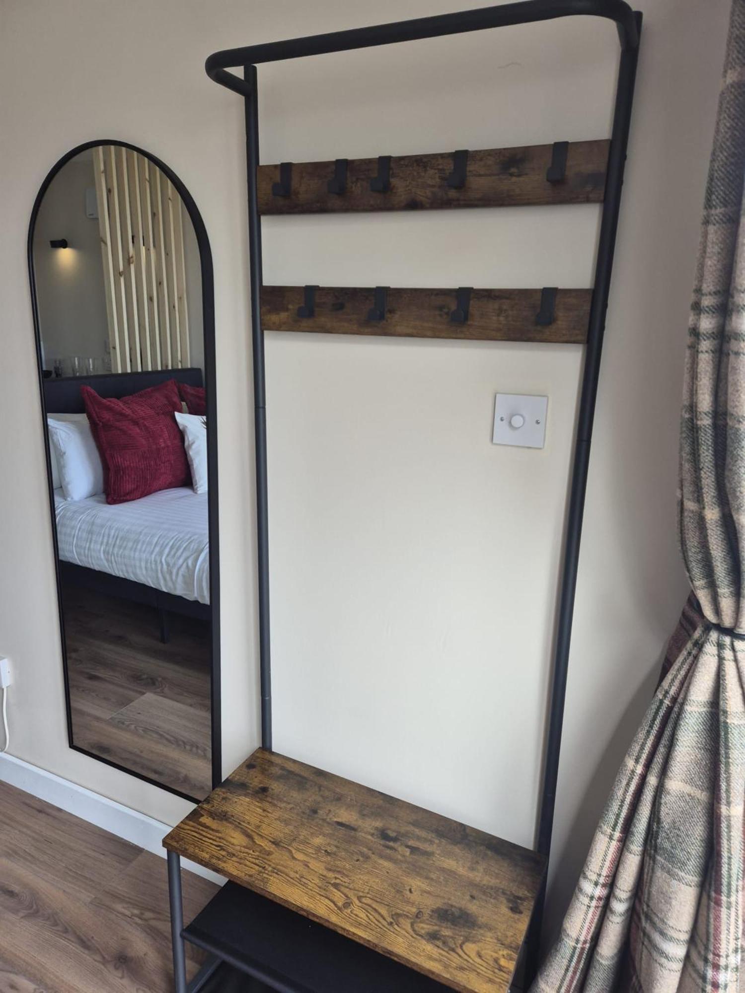 Corry Lodge Estate - Sheperds Huts Or Container Stays With Sea View Broadford (Isle of Skye) Ngoại thất bức ảnh