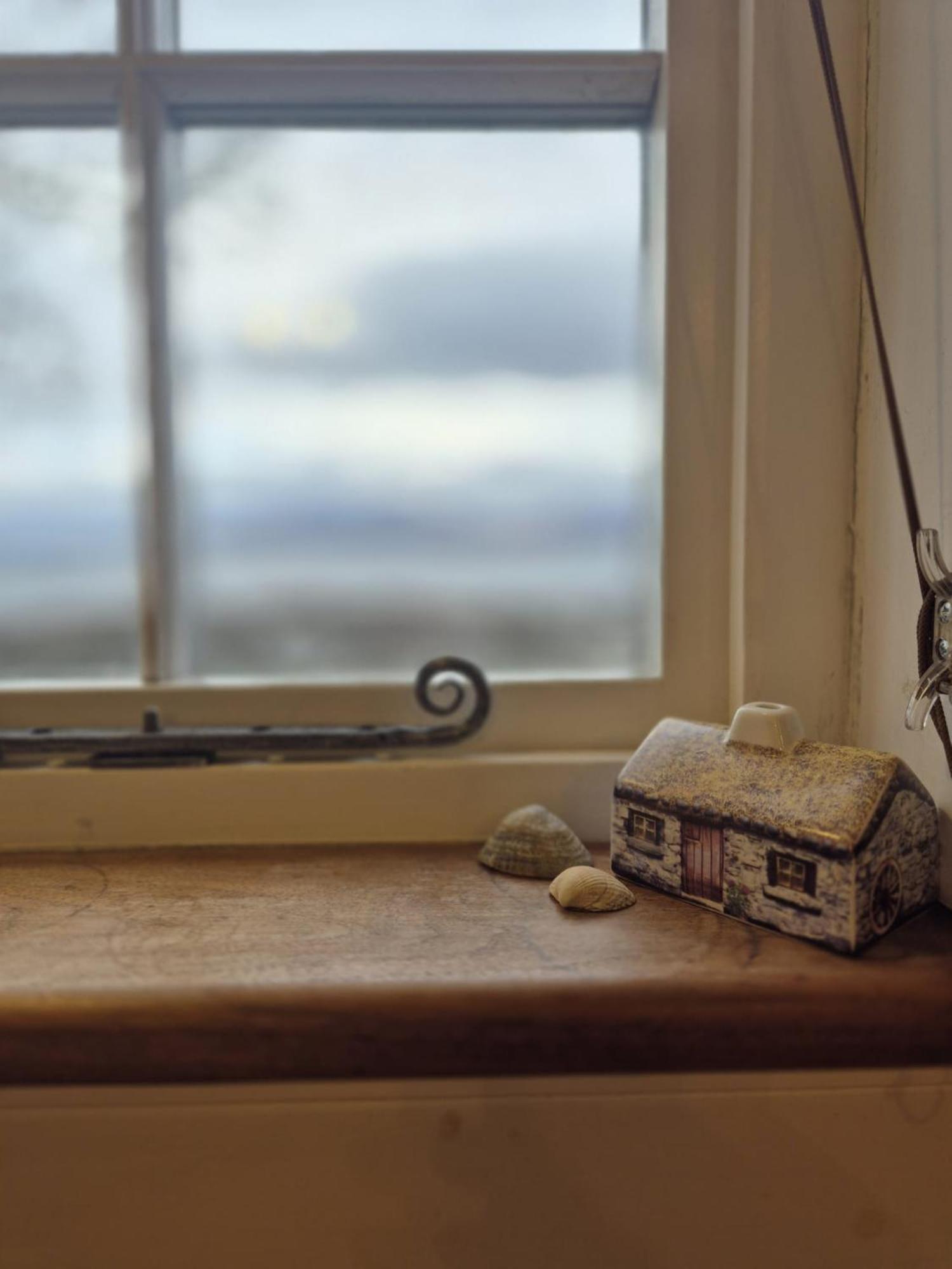 Corry Lodge Estate - Sheperds Huts Or Container Stays With Sea View Broadford (Isle of Skye) Ngoại thất bức ảnh